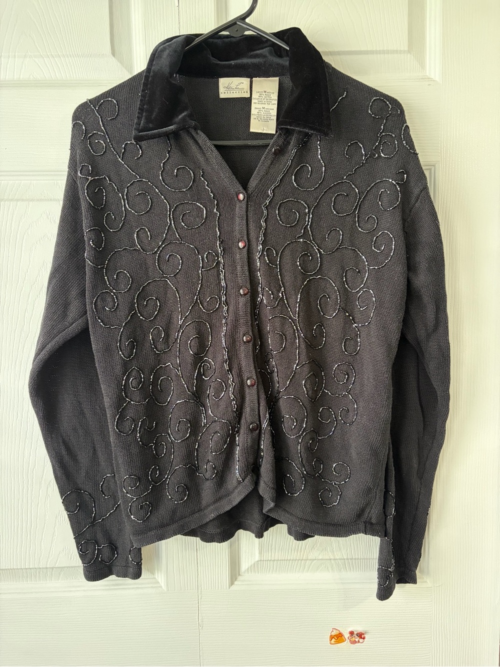 Kathie Lee Collection Women’s Cardigan Black Beaded Sweater Size Medium Velvet